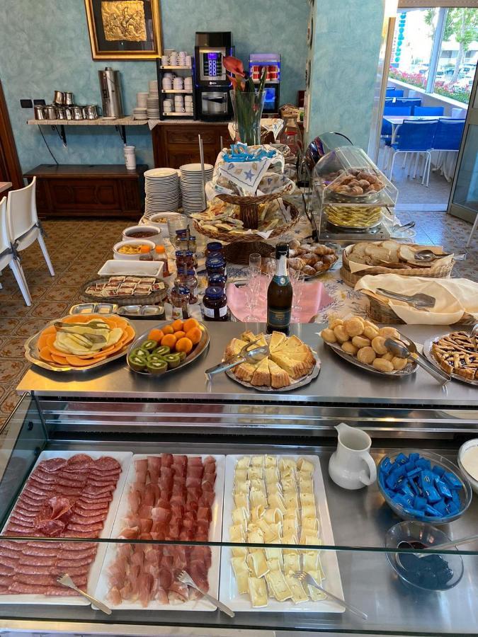 Hotel Tilly Cesenatico Luaran gambar