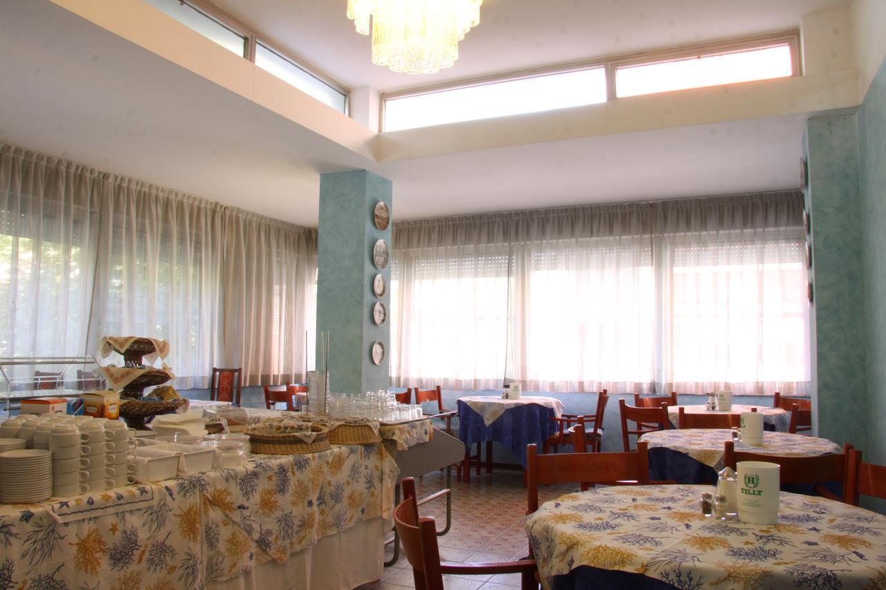 Hotel Tilly Cesenatico Luaran gambar
