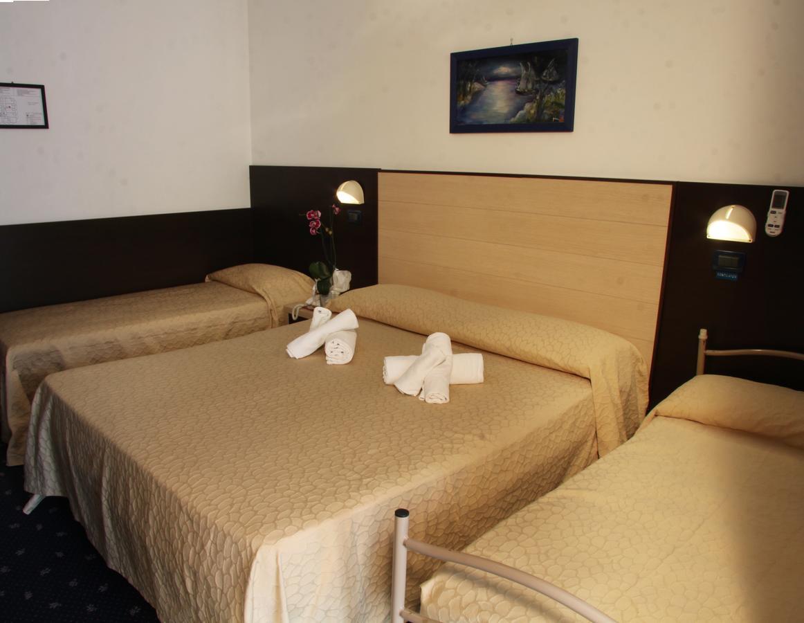 Hotel Tilly Cesenatico Luaran gambar