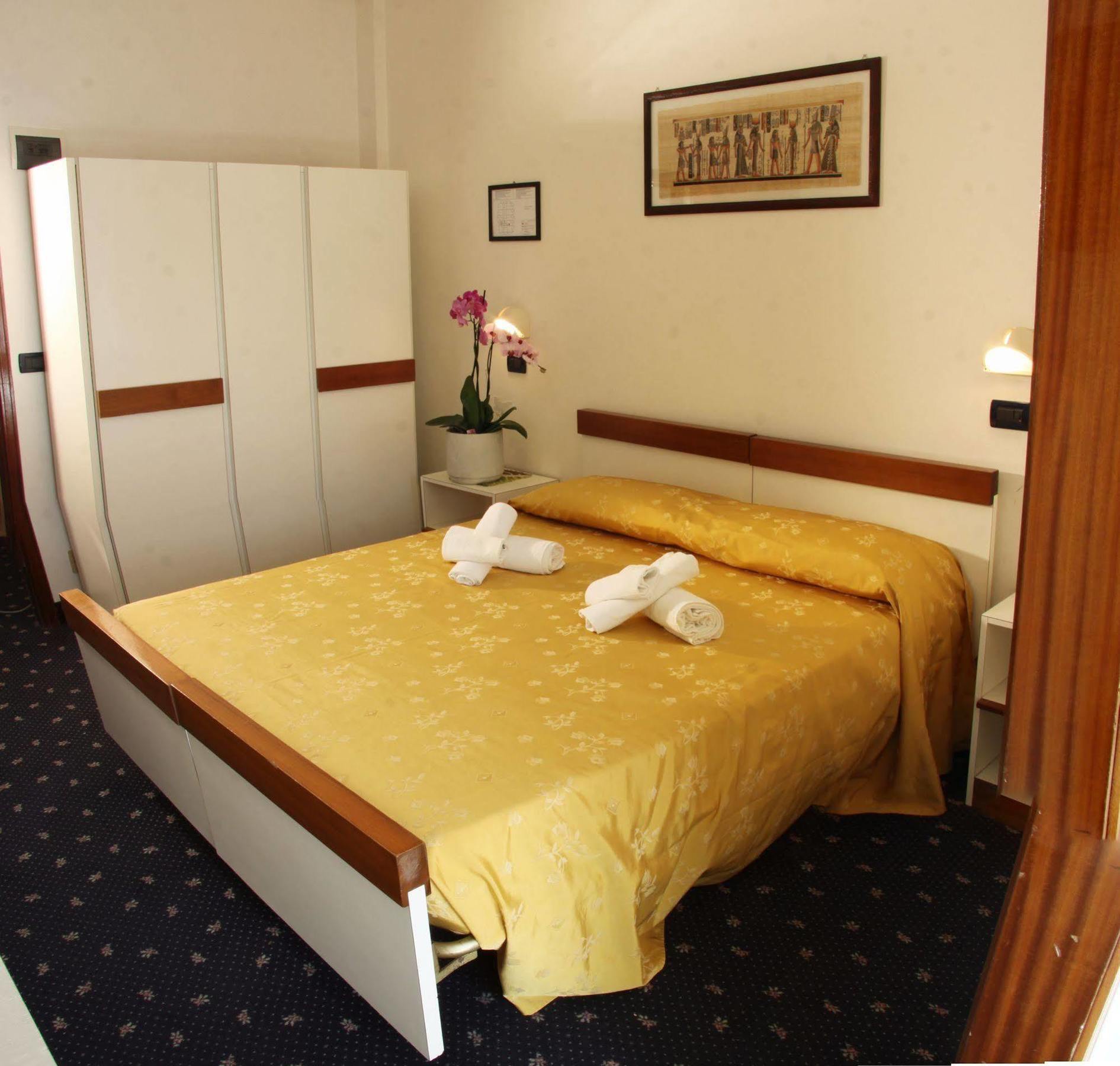 Hotel Tilly Cesenatico Luaran gambar